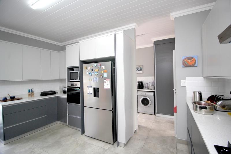 3 Bedroom Property for Sale in Monte Christo Western Cape